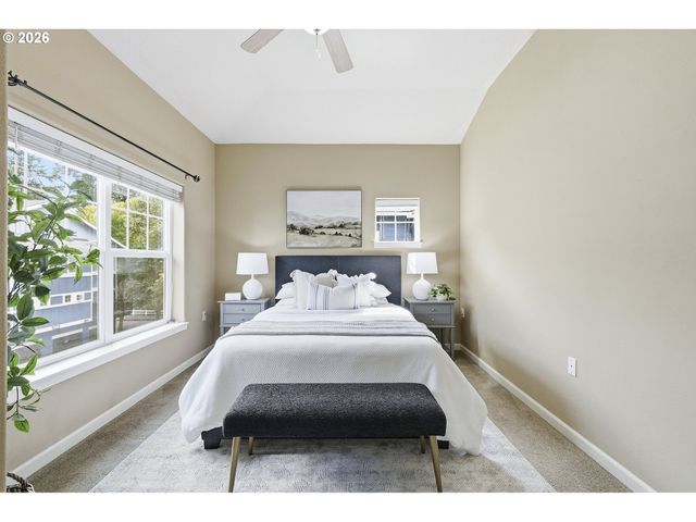 22856 Sw FOREST CREEK Dr 202, Sherwood, OR 97140