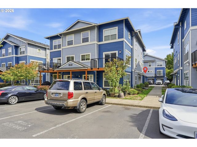 22856 Sw FOREST CREEK Dr 202, Sherwood, OR 97140