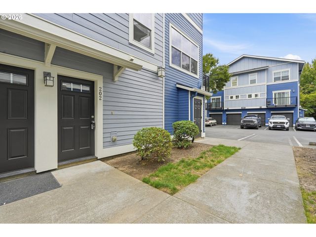 22856 Sw FOREST CREEK Dr 202, Sherwood, OR 97140