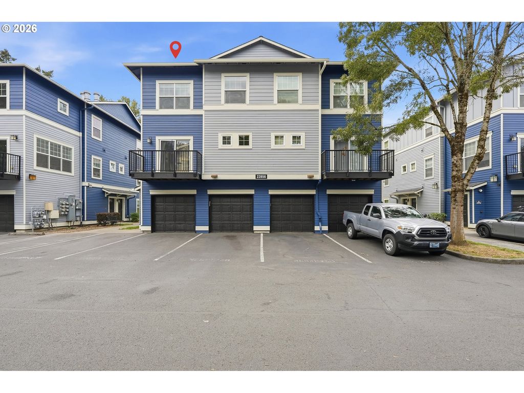 22856 Sw FOREST CREEK Dr 202, Sherwood, OR 97140