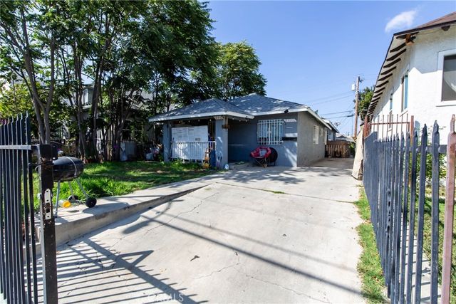233 W 42nd 1, Los Angeles, CA 90037