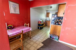 233 W 42nd 1, Los Angeles, CA 90037