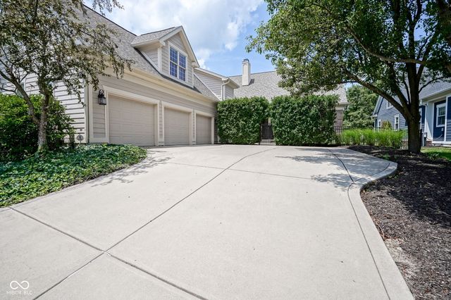 2223 Shaftesbury Road, Carmel, IN 46032