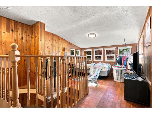 8270 Sw SORRENTO Rd, Beaverton, OR 97008