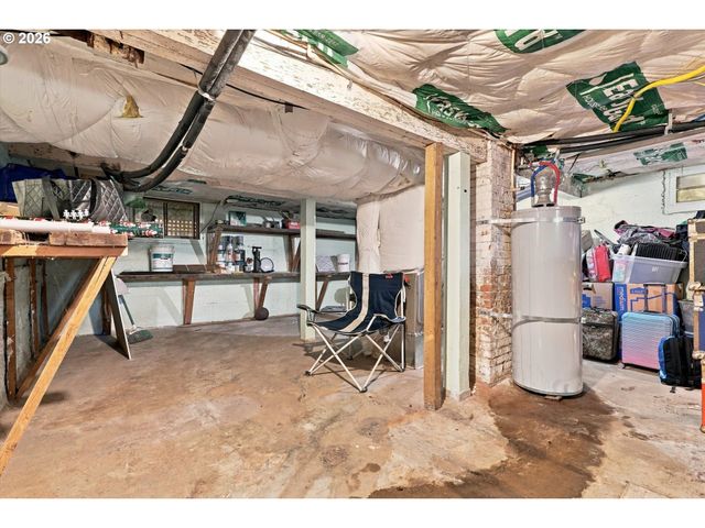 8270 Sw SORRENTO Rd, Beaverton, OR 97008