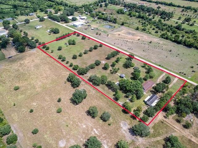 13025 Battle Road, Beasley, TX 77417