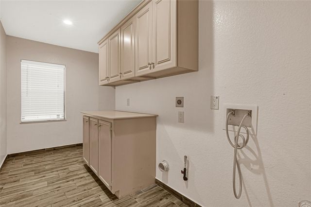 5006 Apala Dr, Houston, TX 77032