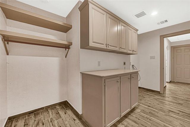 5006 Apala Dr, Houston, TX 77032