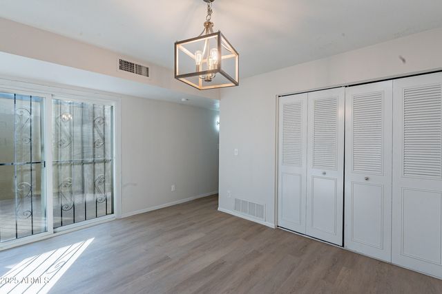 2440 N 22ND Avenue, Phoenix, AZ 85009