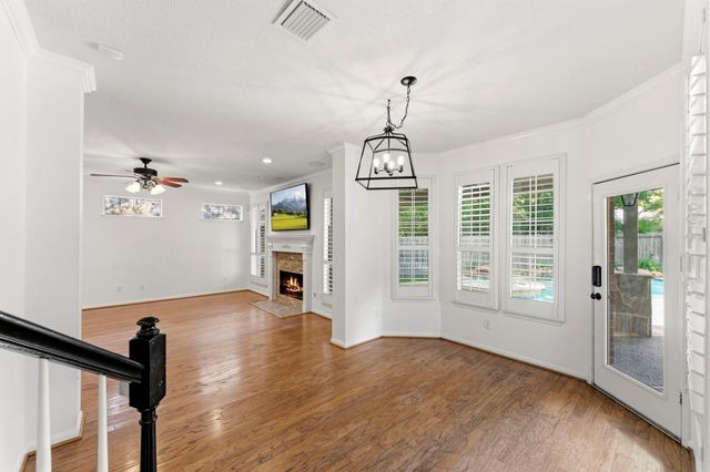 26 Shady Pond Place, The Woodlands, TX 77382