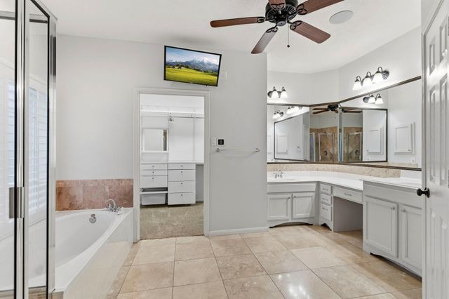 26 Shady Pond Place, The Woodlands, TX 77382