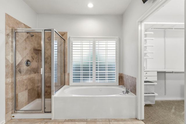 26 Shady Pond Place, The Woodlands, TX 77382