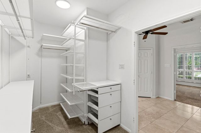 26 Shady Pond Place, The Woodlands, TX 77382