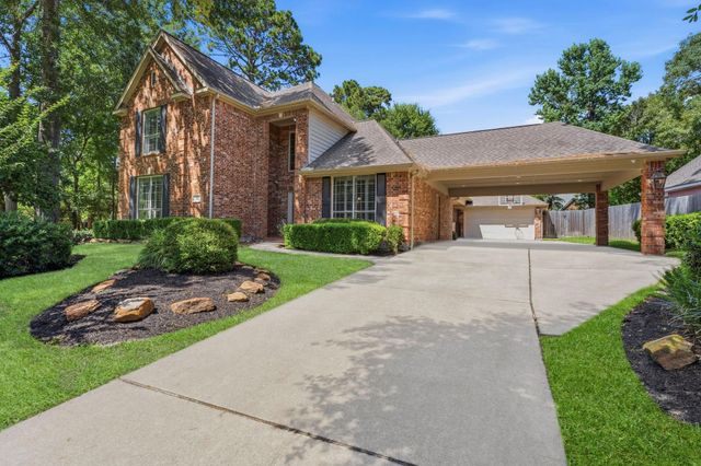 26 Shady Pond Place, The Woodlands, TX 77382