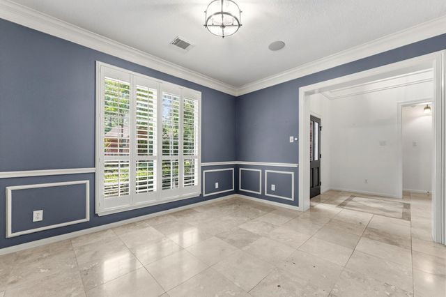 26 Shady Pond Place, The Woodlands, TX 77382