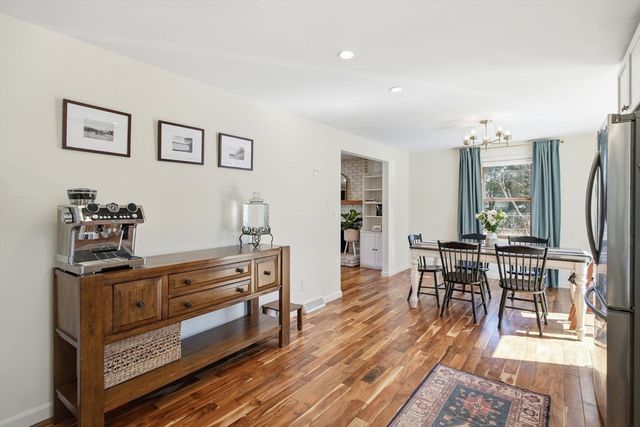 21 Rider Rd., Westfield, MA 01085