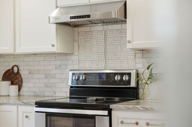 21 Rider Rd., Westfield, MA 01085