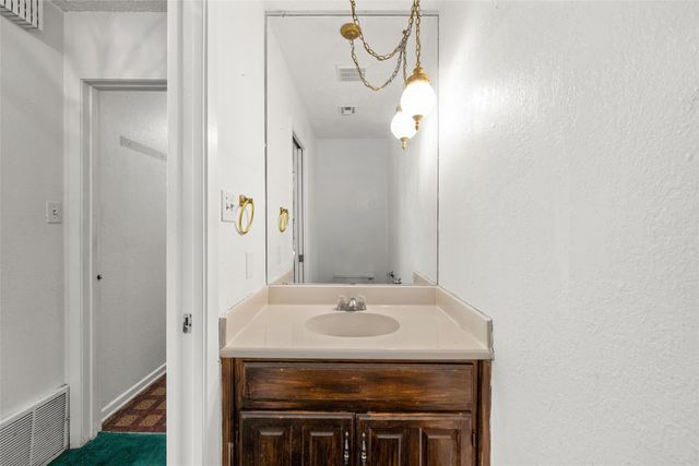 7821 Tallahassee Road, Woodway, TX 76712
