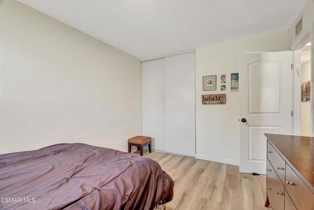 8225 Fallbrook Avenue, West Hills, CA 91304