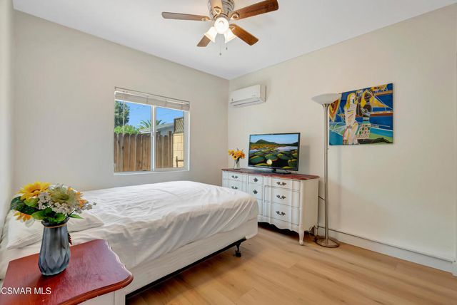 8225 Fallbrook Avenue, West Hills, CA 91304