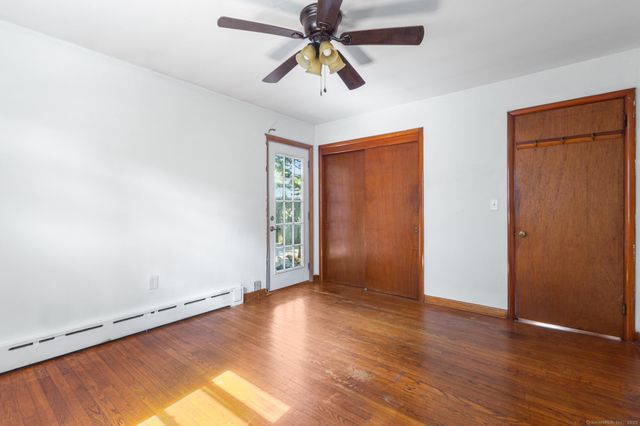 140 Norwood Avenue, New London, CT 06320