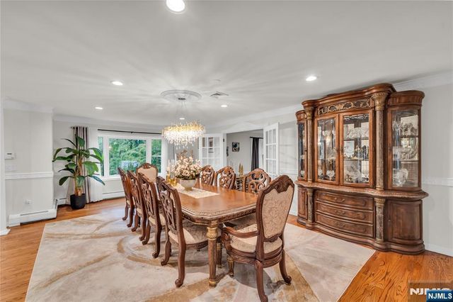 312 Old Tappan Road, Old Tappan, NJ 07675