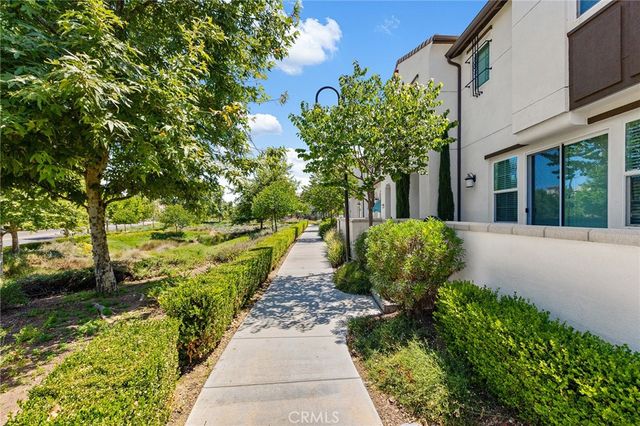 30356 Skytown Way, Menifee, CA 92584