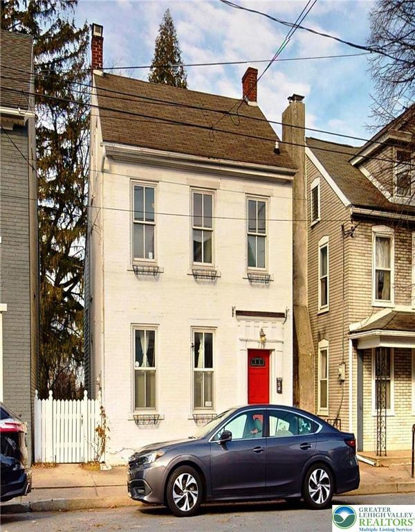 715 High Street, Bethlehem City, PA 18018