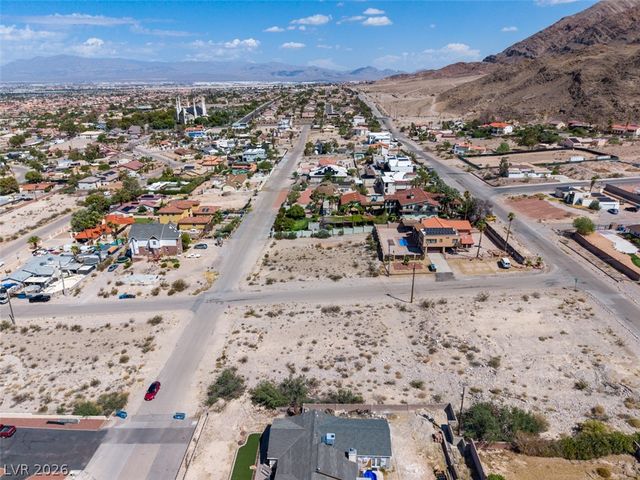 536 Benedict Drive, Las Vegas, NV 89110