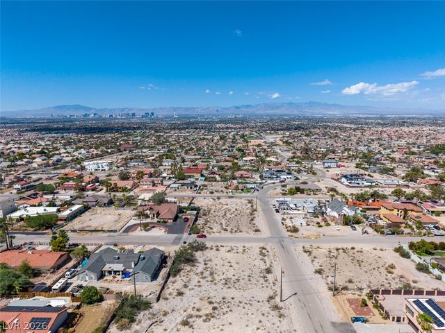 536 Benedict Drive, Las Vegas, NV 89110