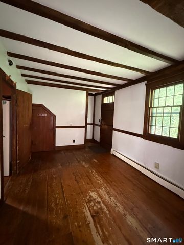 31 North Stonington Road, Stonington, CT 06355