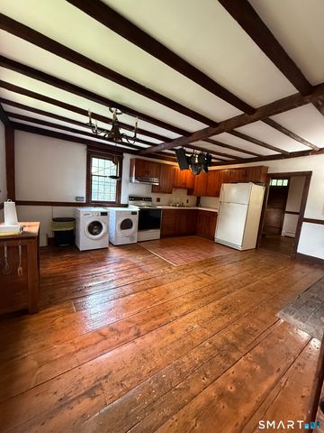 31 North Stonington Road, Stonington, CT 06355