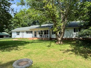 1125 Apple Blossom Lane, Westfield, NC 27053