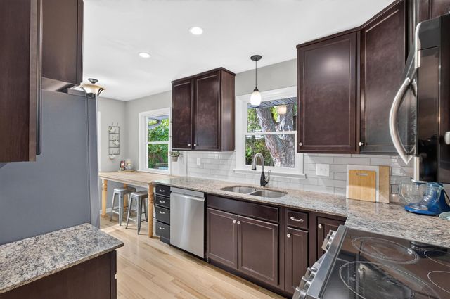 2451 Sheldon Street, Roseville, MN 55113