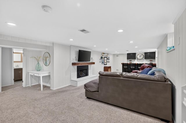 2451 Sheldon Street, Roseville, MN 55113