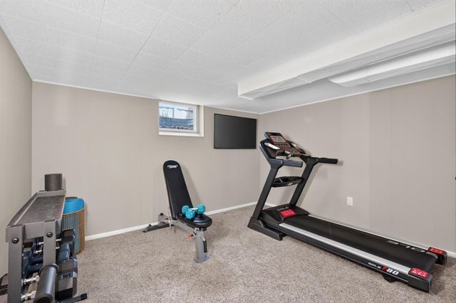 2451 Sheldon Street, Roseville, MN 55113