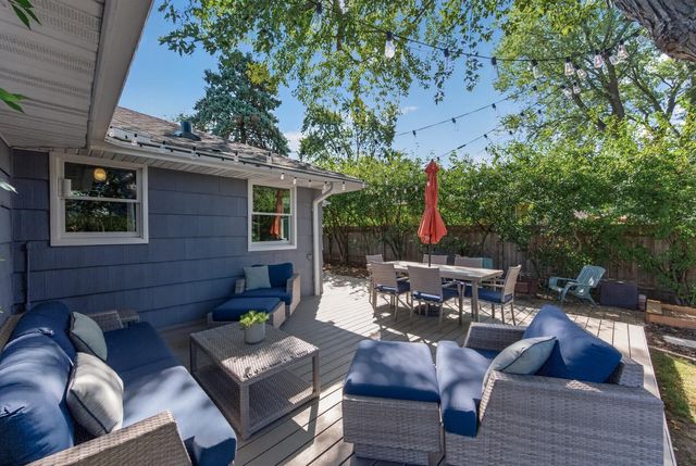 2451 Sheldon Street, Roseville, MN 55113
