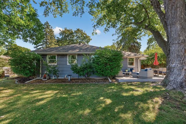 2451 Sheldon Street, Roseville, MN 55113
