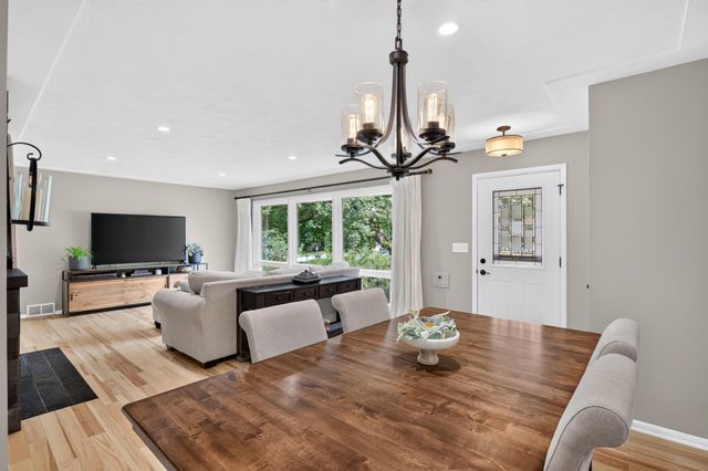 2451 Sheldon Street, Roseville, MN 55113