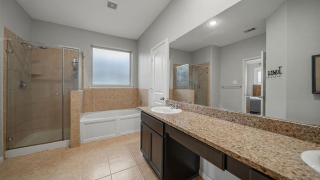 450 Terra Vista Circle, Montgomery, TX 77356