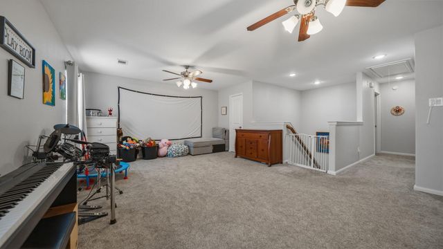 450 Terra Vista Circle, Montgomery, TX 77356