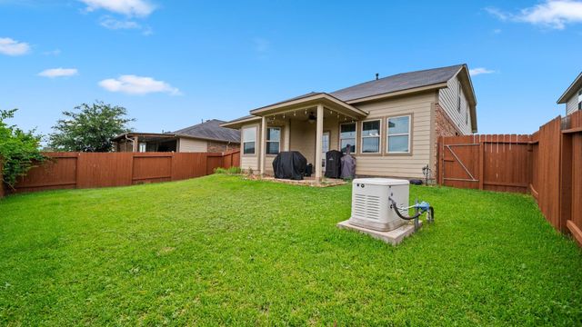 450 Terra Vista Circle, Montgomery, TX 77356