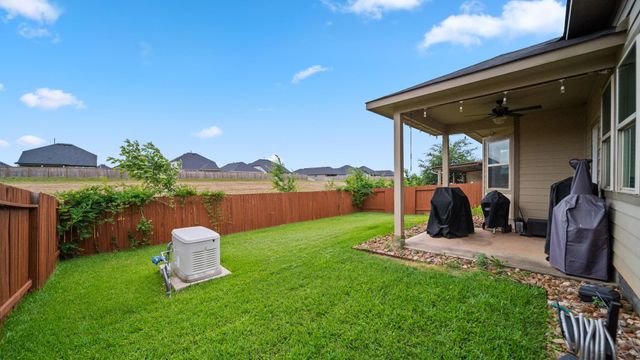 450 Terra Vista Circle, Montgomery, TX 77356