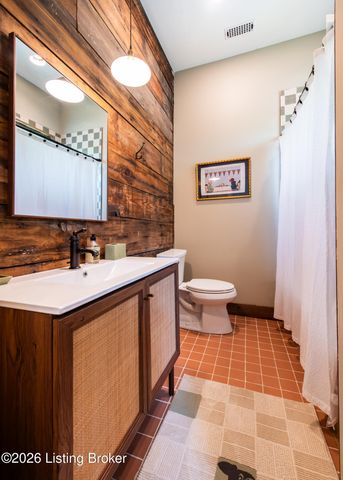 1806 Edgeland Ave, Louisville, KY 40204