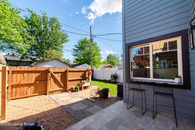 1806 Edgeland Ave, Louisville, KY 40204