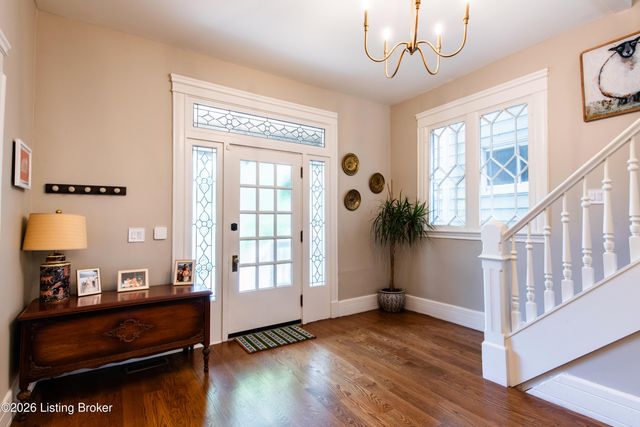1806 Edgeland Ave, Louisville, KY 40204