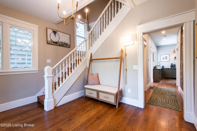 1806 Edgeland Ave, Louisville, KY 40204