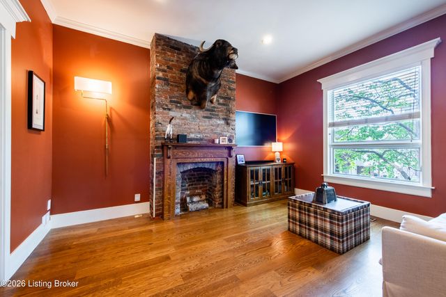 1806 Edgeland Ave, Louisville, KY 40204