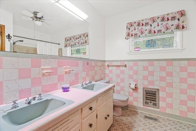 213 Ridgecrest Drive, Dalton, GA 30721