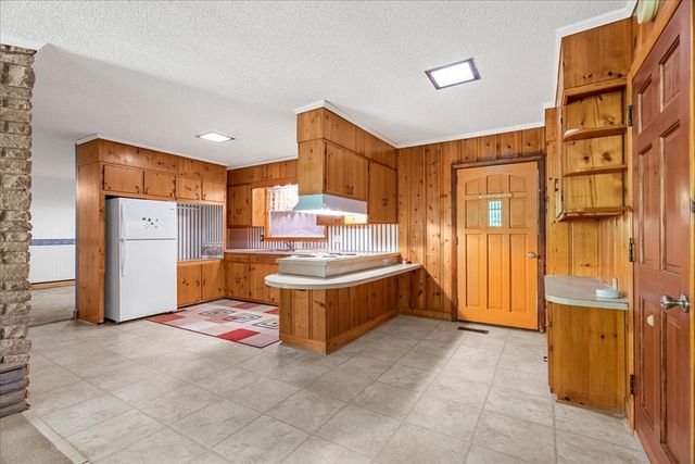 213 Ridgecrest Drive, Dalton, GA 30721